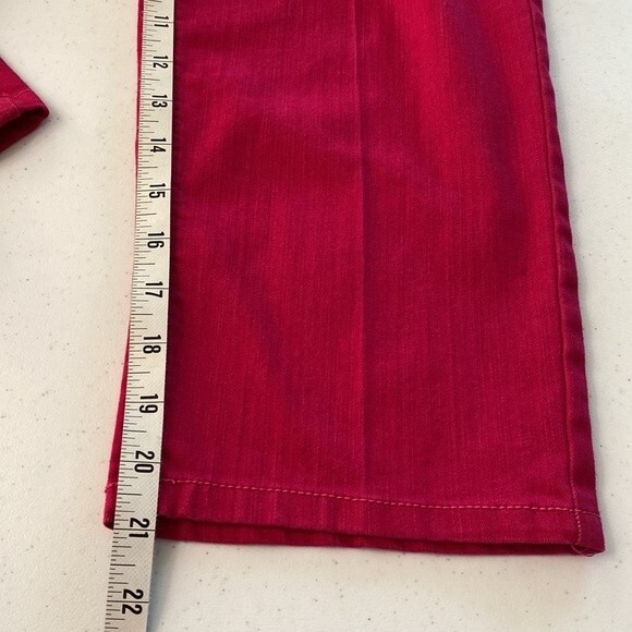 Style & Co Pink Capri Jeans Stretchy Barbiecore Embroidery Brass Stud Detail - Picture 12 of 14